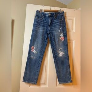 White House Black Market Floral Embroidered Copped Jeans
